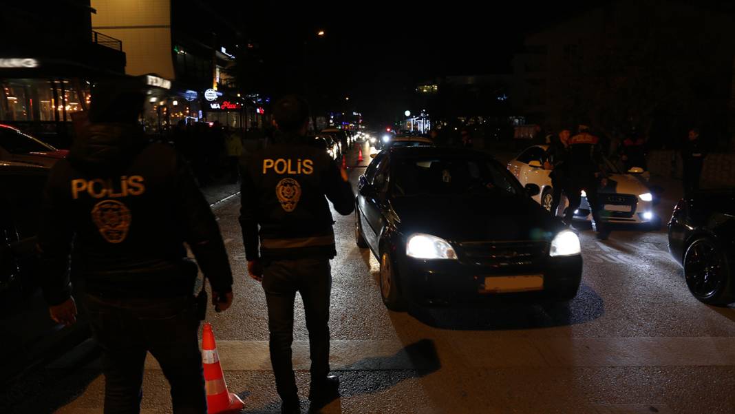 Konya'da 1842 personel ile kuş uçurtulmayacak 8